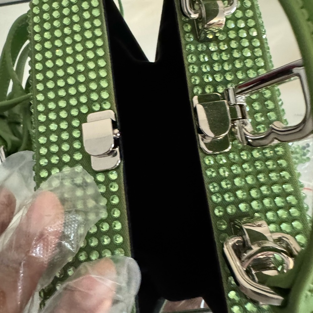 Brandon Blackwood Mini Kendrick Trunk Green  Peridot Crystal Bag - Picture 8 of 14